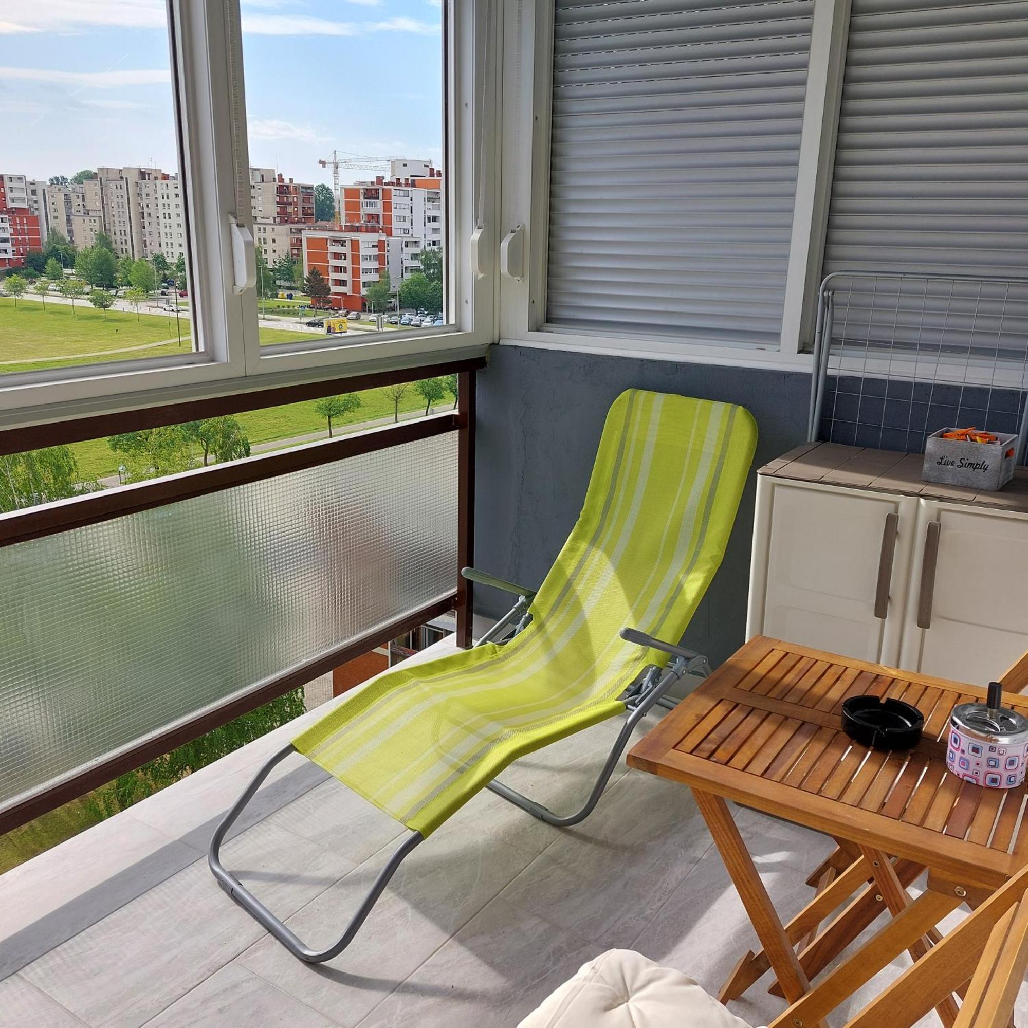 Apartman Ela Karlovac Ngoại thất bức ảnh